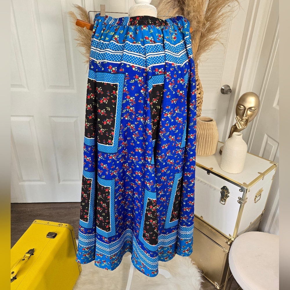 BEAUTIFUL MIX NOUVEAU MULTI PATTERNED FLORAL MAXI SKIRT 🌹